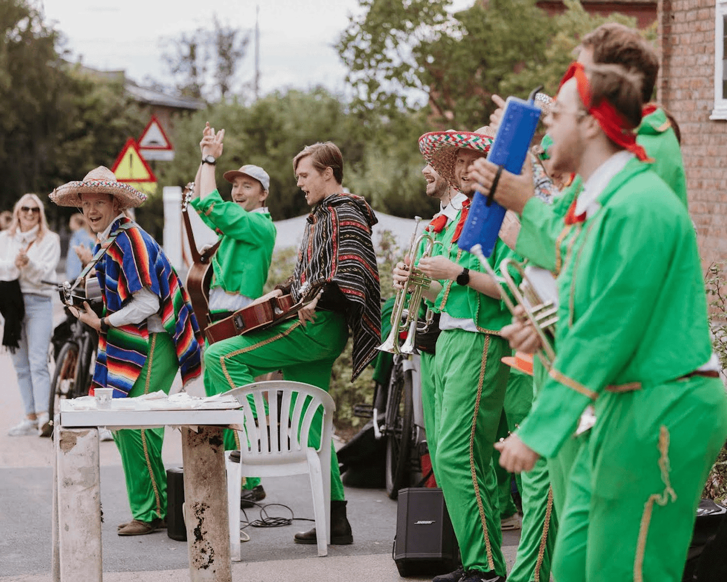 Los Mexicanacas - Ditt Utstyr