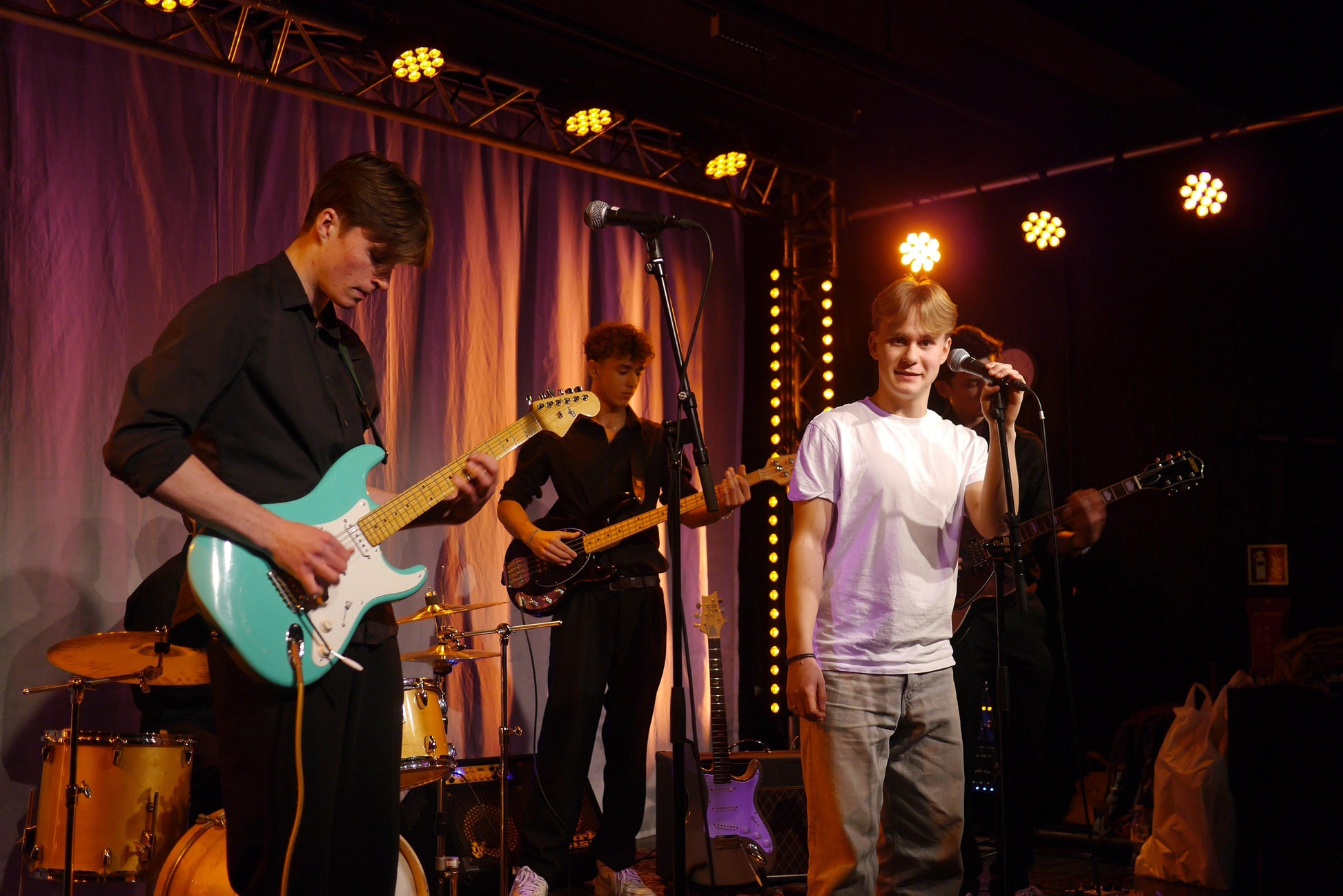 DUX - band - Ditt Utstyr